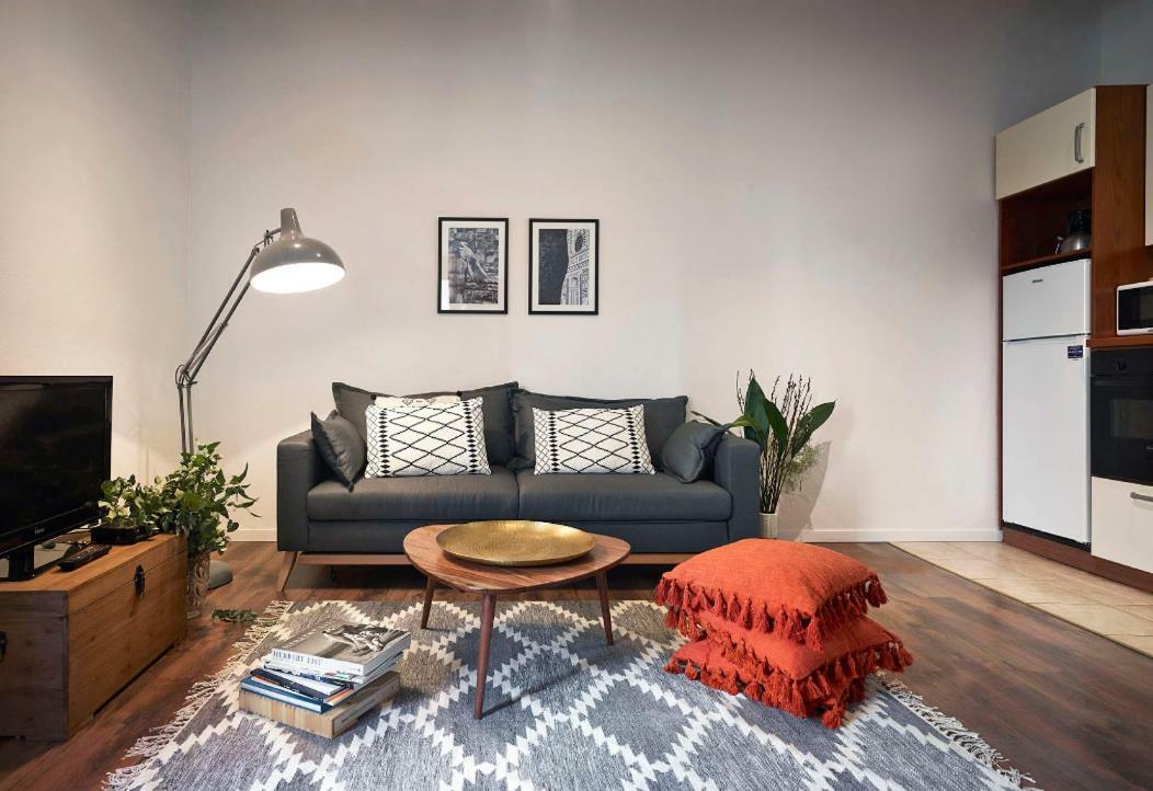 Great Apts Few Steps To The Duomo Apartment *