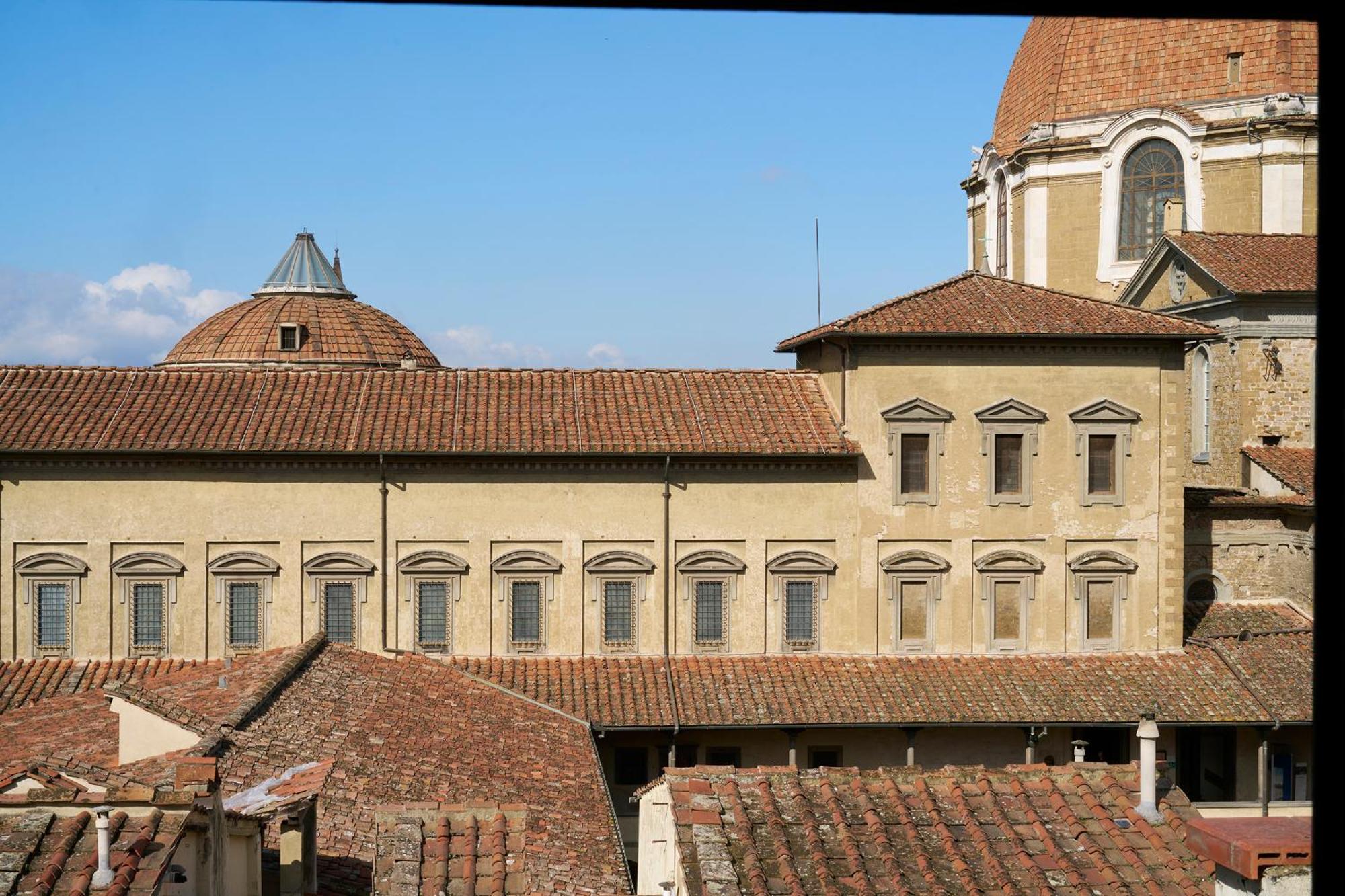 Great Apts Few Steps To The Duomo *