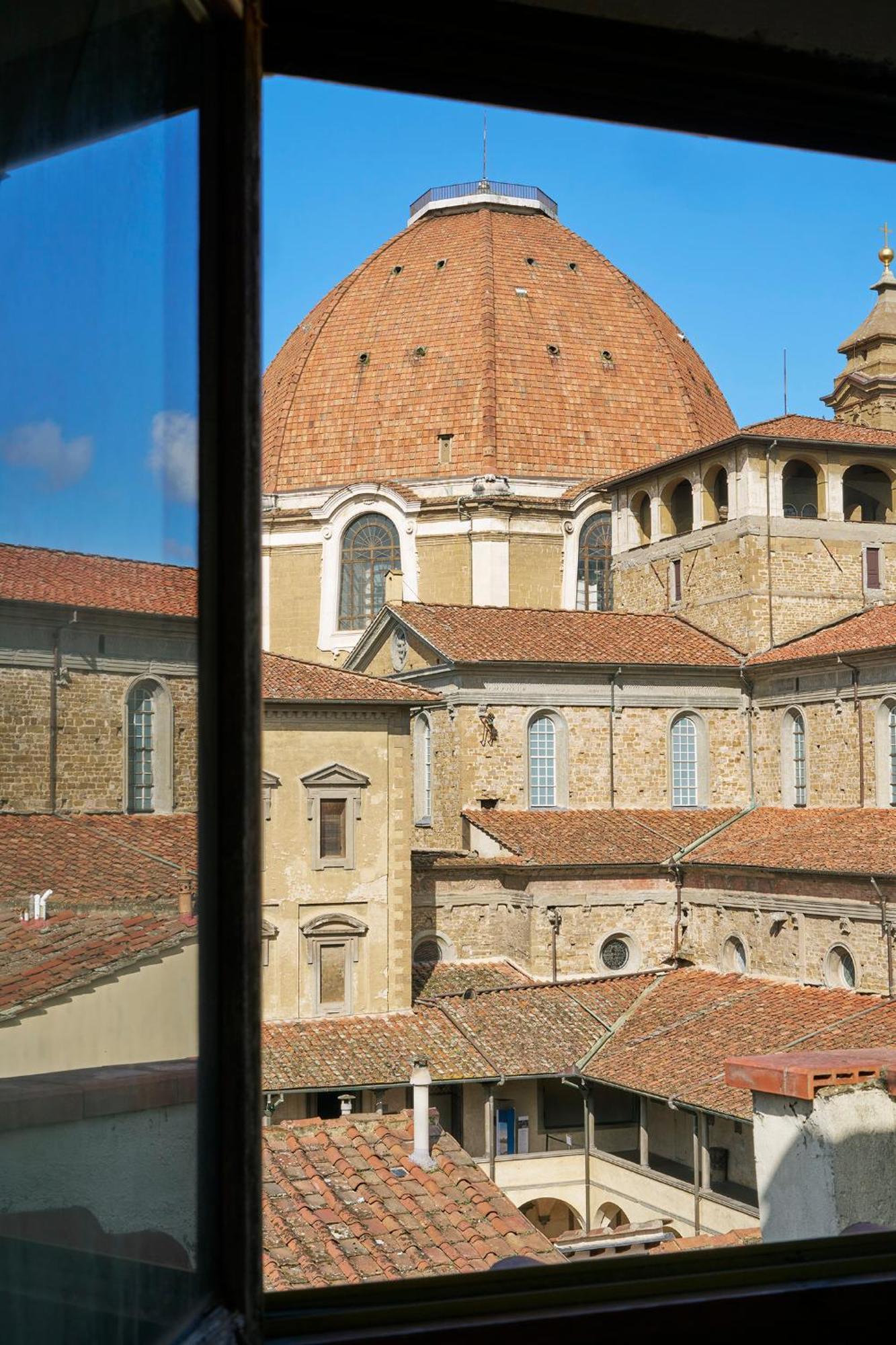 Great Apts Few Steps To The Duomo Apartamento