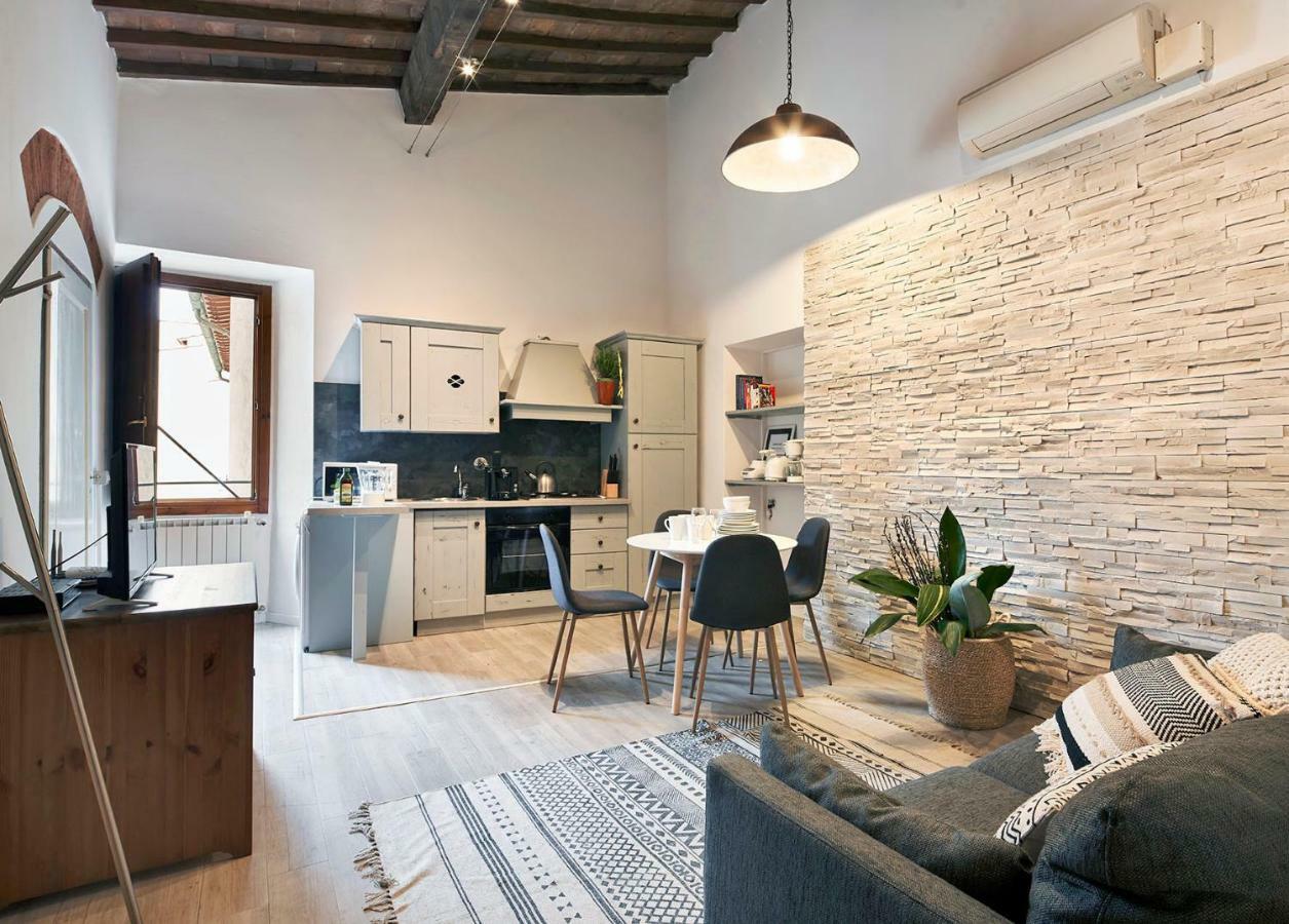 Great Apts Few Steps To The Duomo Apartamento